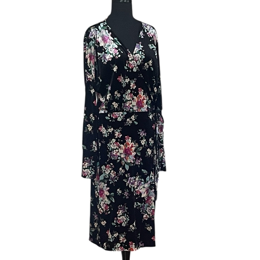 Zara Trafaluc Black Floral Velvet Wrap Dress Sz L Long Sleeves Midi Length - Picture 6 of 16